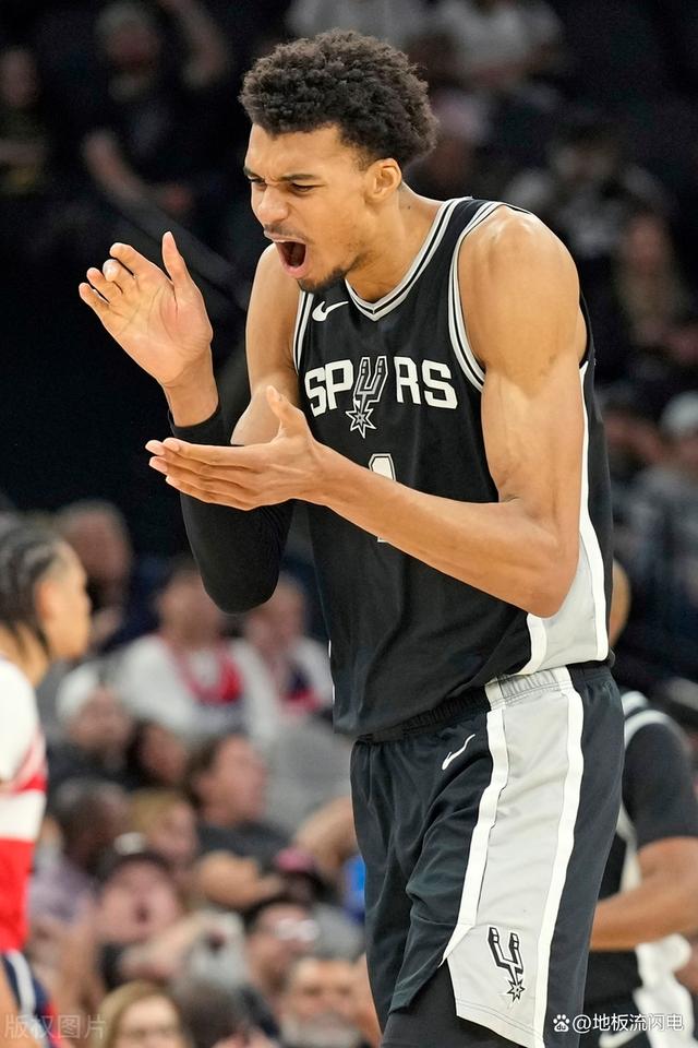 云开体育这也行？圣安东尼奥马刺国际比赛日临场应变大坂直美新星挺进下一轮表现惊艳，华盛顿奇才集结日主帅复盘的简单介绍