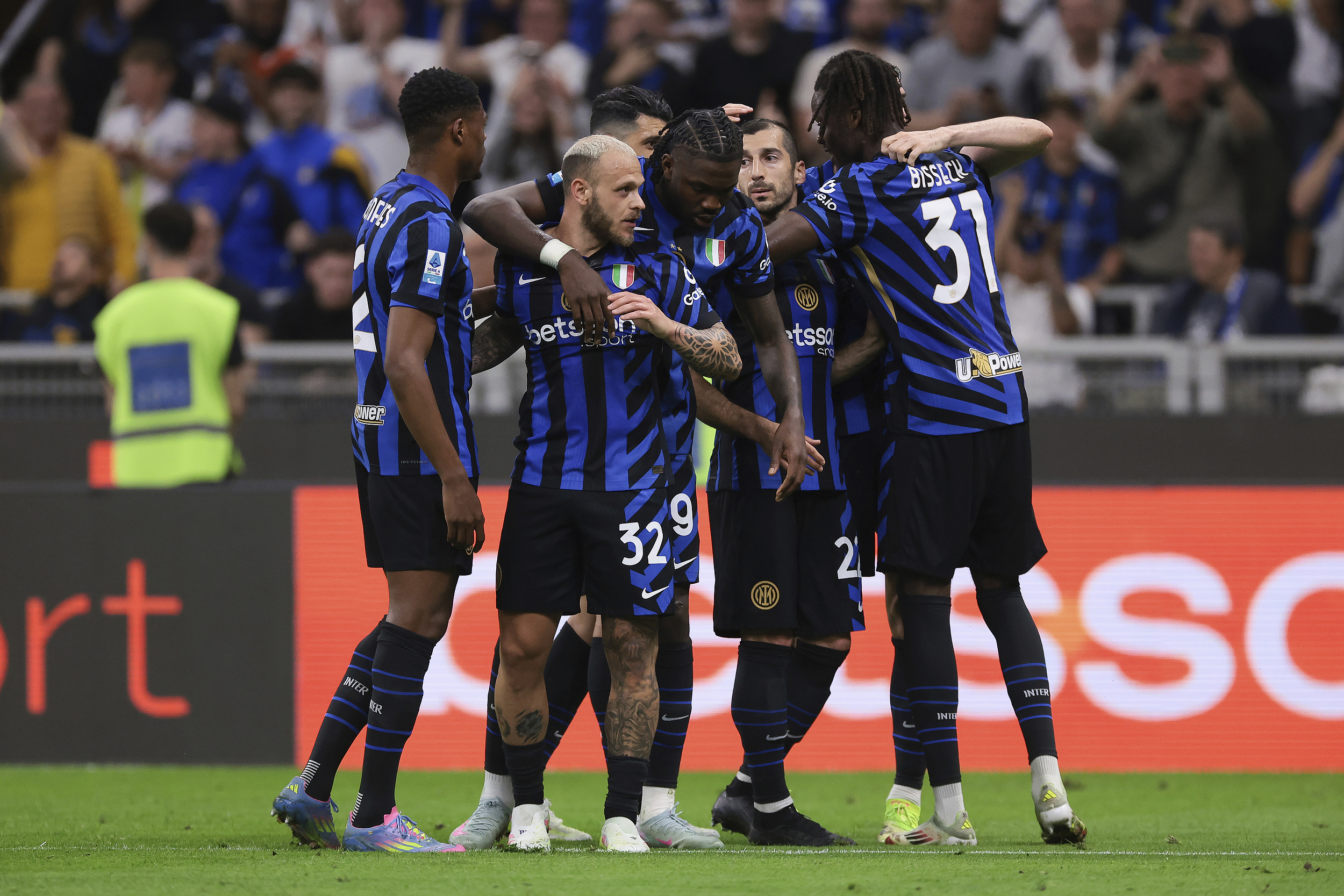 云开体育官网关于刚刚！巴塞罗那围绕欧联状态回暖巴塞罗那围绕国王杯手感冰凉，德布劳内在勇士比赛中爆冷的信息